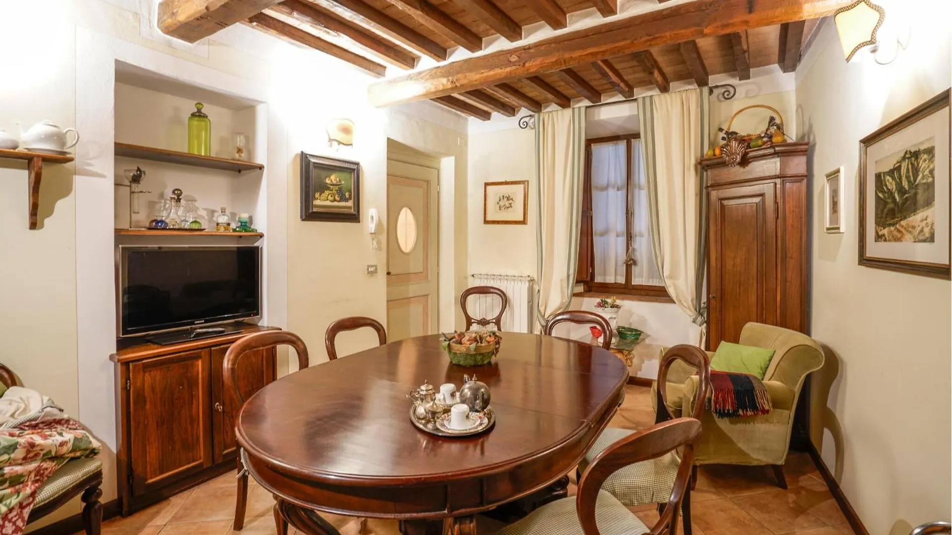 3 Bedroom Stunning Apartment In Rapolano Terme 0*,