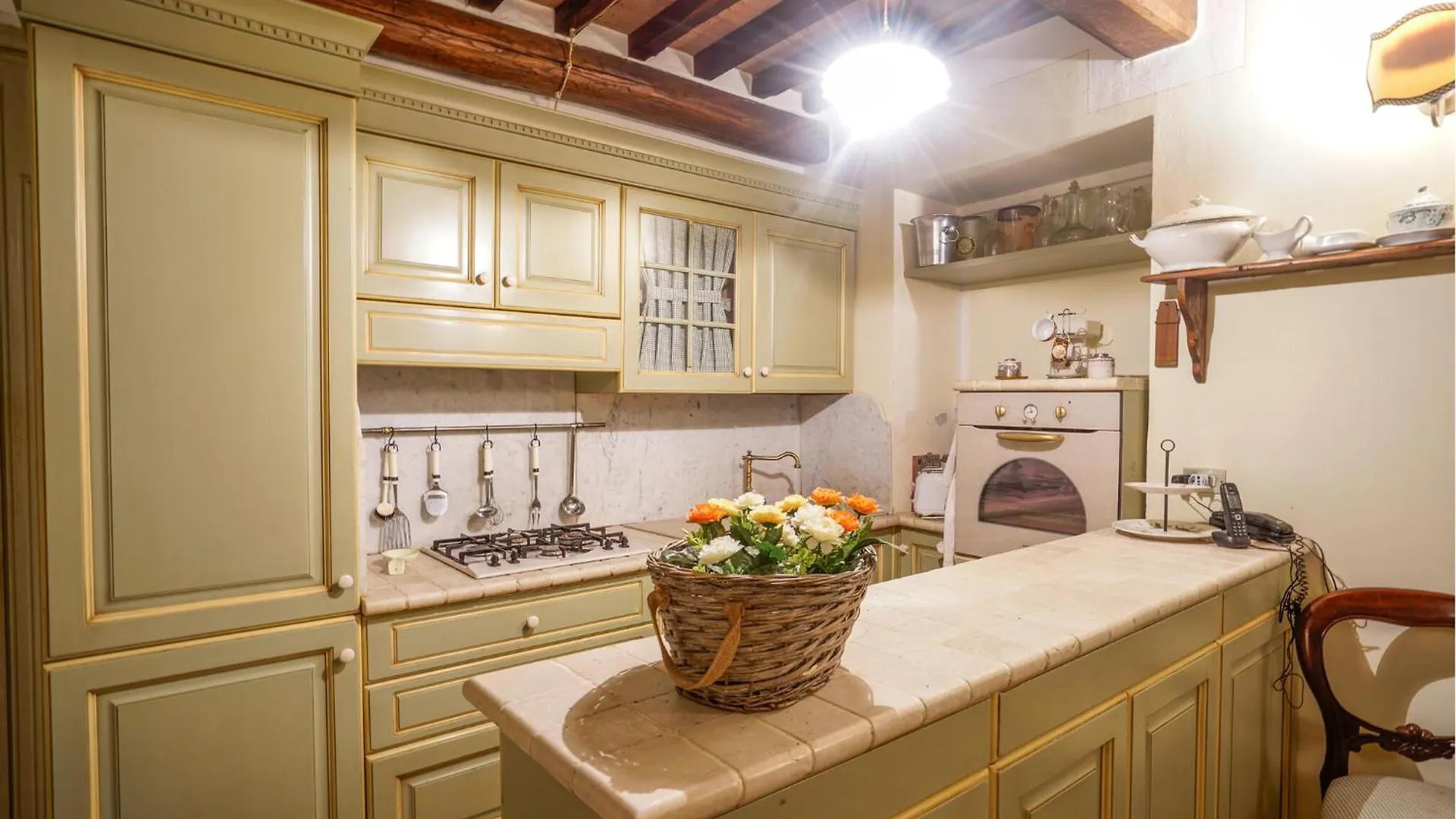 3 Bedroom Stunning Apartment In Rapolano Terme